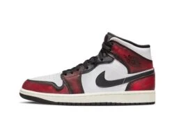 Air Jordan 1 Mid SE Wear-Away Chicago