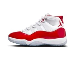 Air Jordan 11 Retro Cherry (2022)