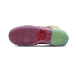Nike SB Dunk High Pro QS Strawberry Cough 7 Nike SB Dunk High Pro QS Strawberry Cough -Nike-winkel nike sb dunk high pro qs strawberry cough 2