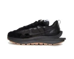 Nike Vaporwaffle Sacai Black Gum