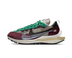Nike Vaporwaffle Sacai Villain Red Neptune Green